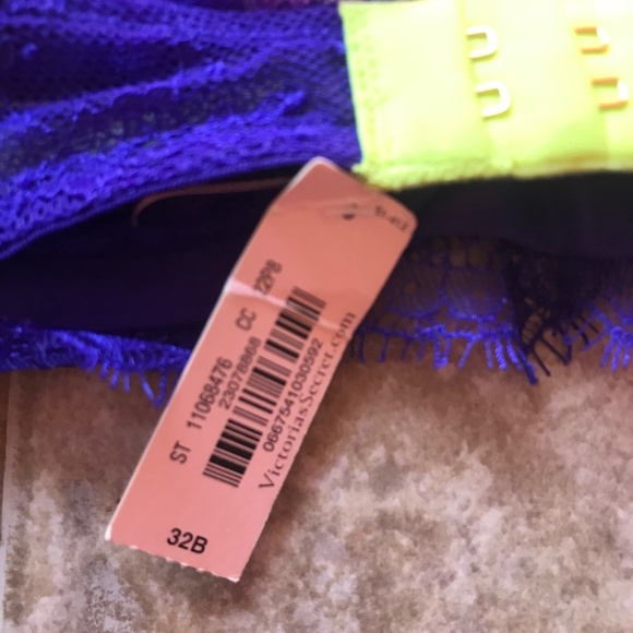 NWT Victorias Secret Very Sexy & Dream Angels Unlined Bra Bundle 32B - Picture 7 of 10